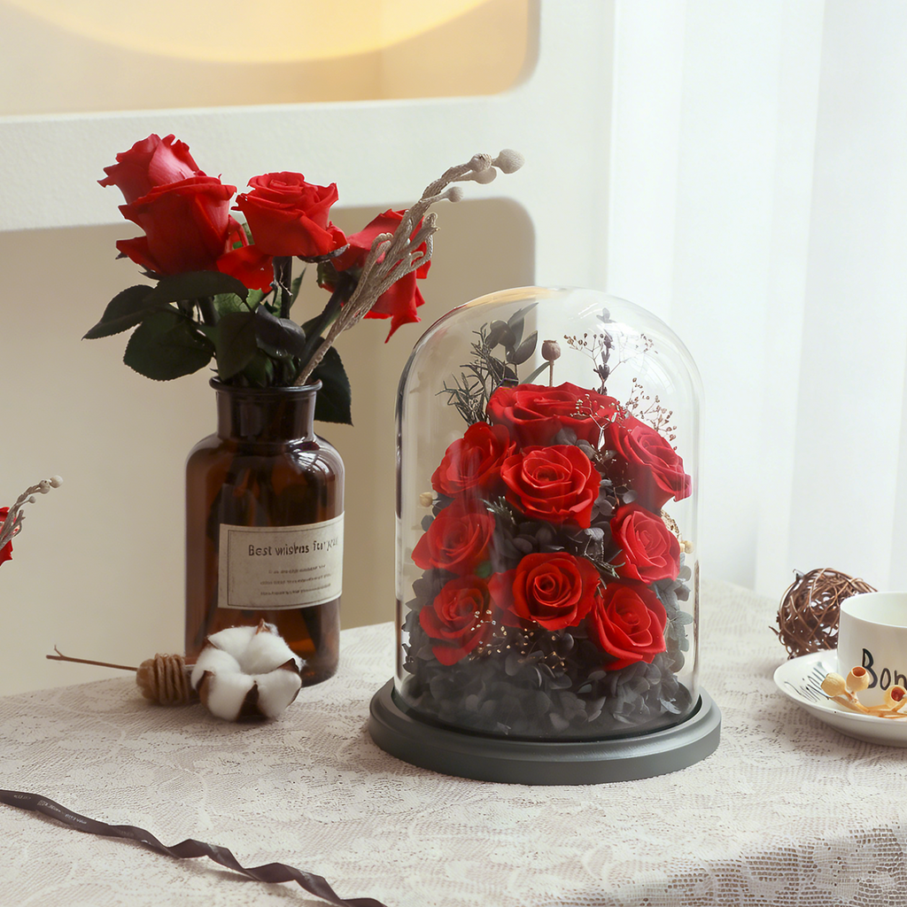 Red Rose in Crystal Gift Box | Roselumi